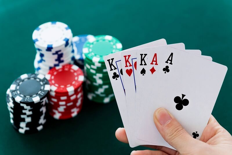Thắng lớn với Chơi Poker 3 Lá Bí quyết chinh phục ván bài